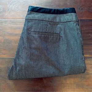 Women's Classic Black & White Pin Striped Wide Leg Dress Pants | Size: 5/6